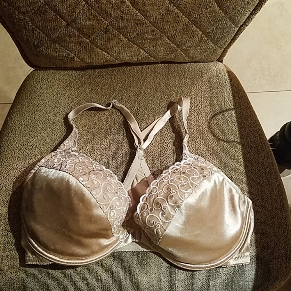 Victoria Secret Racerback Front Closure Bra
